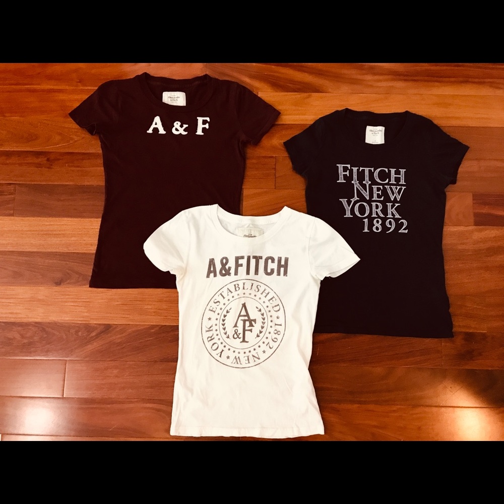 Abercrombie & Fitch lot of 3 T-shirts small